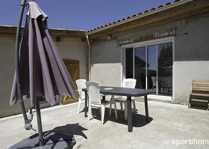 Ferme En Pleine Campagne Дом отдыха Castelsagrat