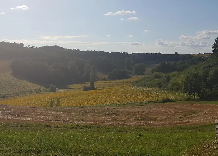 Дом отдыха Ferme En Pleine Campagne Castelsagrat