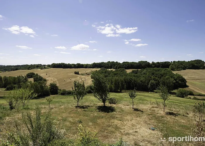 Ferme En Pleine Campagne * Castelsagrat